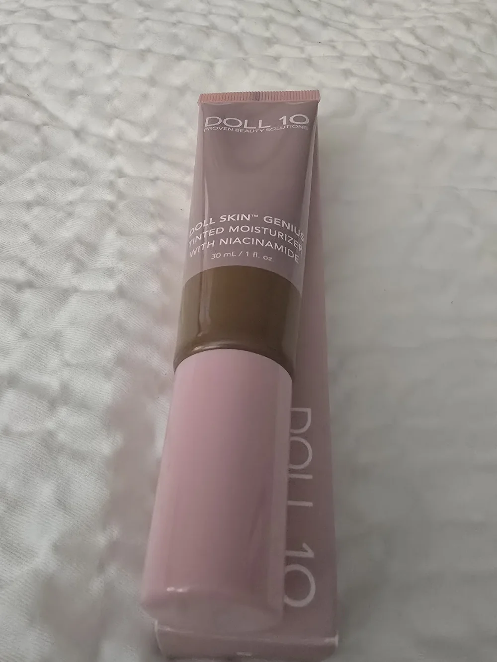 Doll Tinted Moisturizer with Niacinamide – Hydrating Skin Tint In Shade 5.